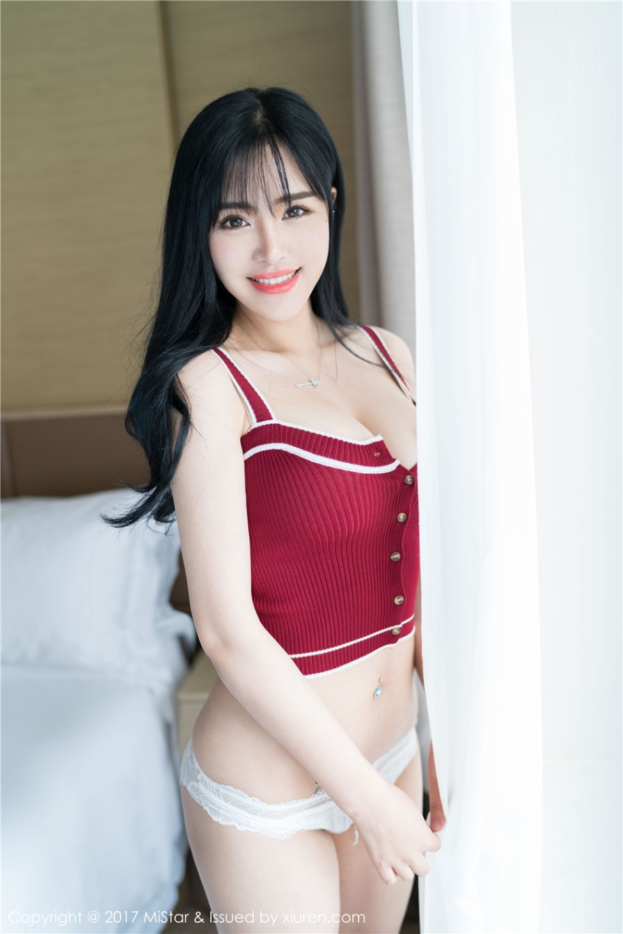 大胆美女刘钰儿蕾丝透视连衣裙爆乳人体诱惑写真(第30页)