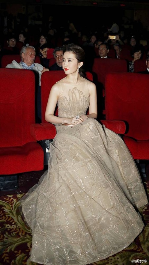 美女明星刘亦菲在电影节上图片(第4页)