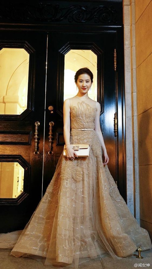 美女明星刘亦菲在电影节上图片(第7页)