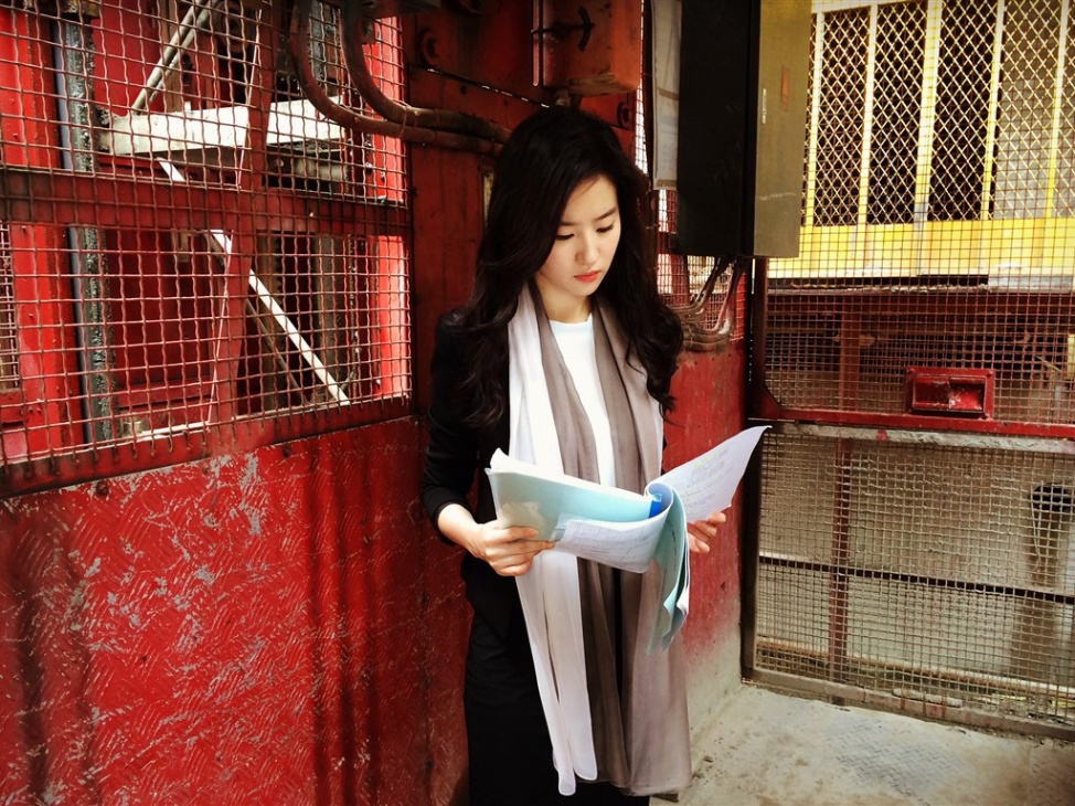 气质美女明星刘亦菲时尚服装搭配图片(第3页)