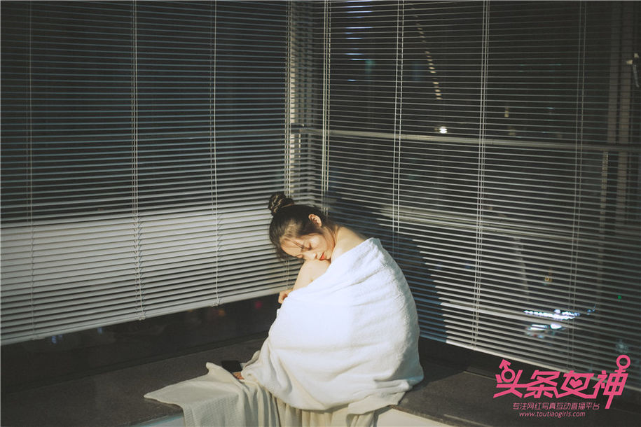 小清新美女室内性感情趣内衣私房写真图片(第11页)