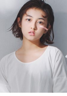 童星张子枫小时候呆萌图片