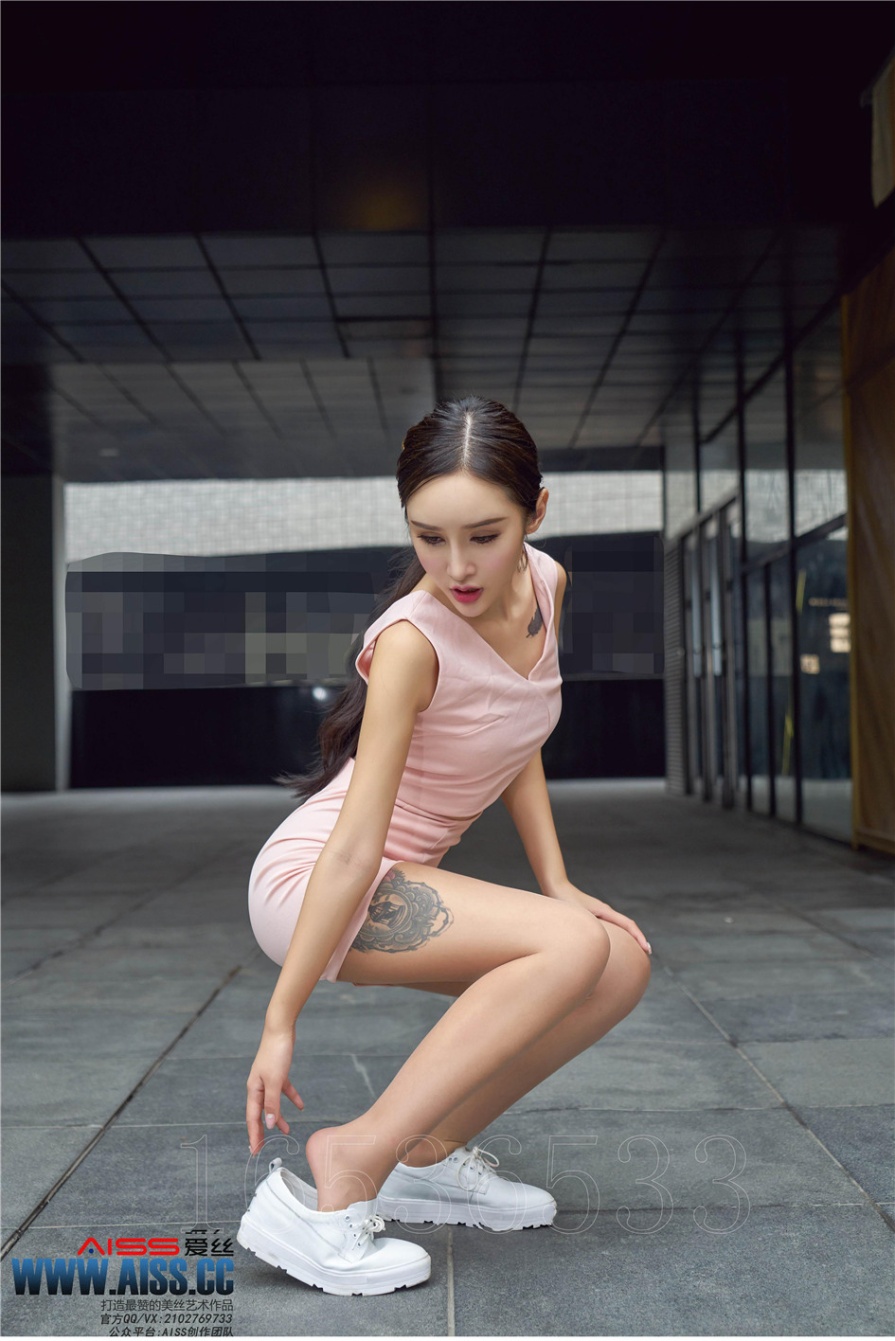 顶级美女欣杨户外透视裤袜无内人体诱惑艺术写真(第49页)