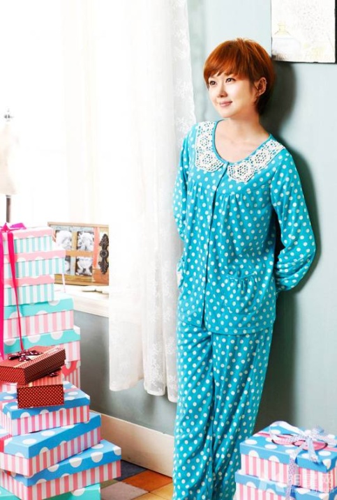 韩国美女明星张娜拉穿睡衣居家可爱写真图片(第5页)