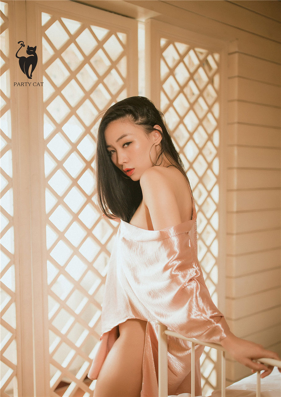 PartyCat轰趴猫 妖艳熟女香艳大胆人体摄影写真福利图片(第18页)