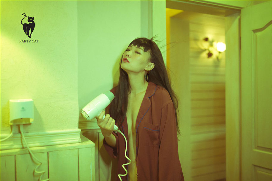PartyCat轰趴猫 妖艳熟女香艳大胆人体摄影写真福利图片(第25页)