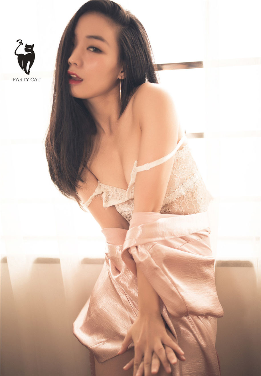 PartyCat轰趴猫 妖艳熟女香艳大胆人体摄影写真福利图片(第28页)