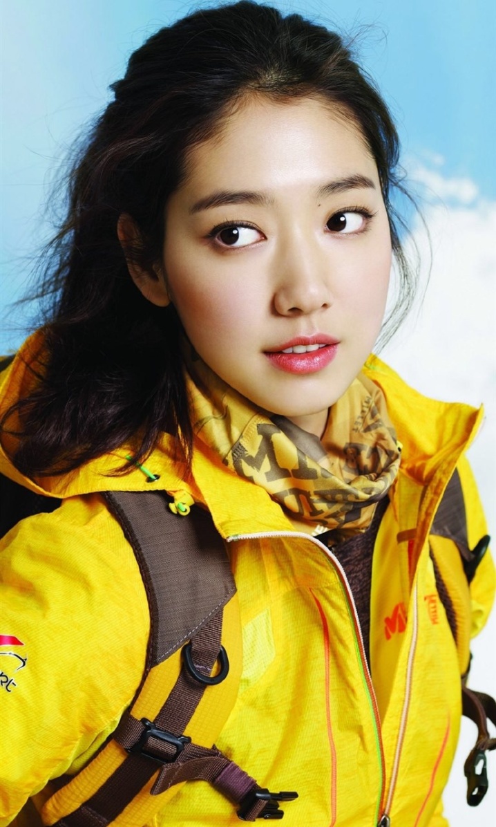 韩国气质美女明星朴信惠时尚杂志写真(第5页)