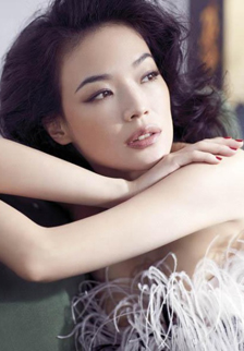 舒淇早年性感低胸装写真图片