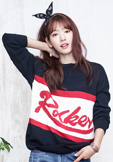 韩国气质美女明星朴信惠优雅写真