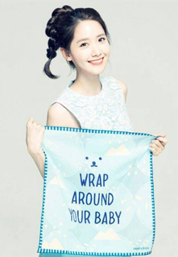 韩国美女明星林允儿清新甜美图图片