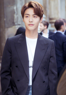 马天宇巴黎男装时装周图片