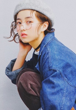 美女童星张子枫小别离图片