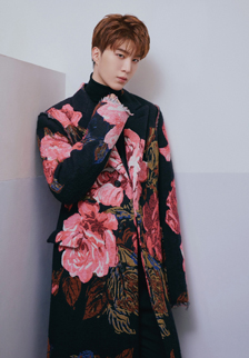 明星范丞丞最帅的姿势图片