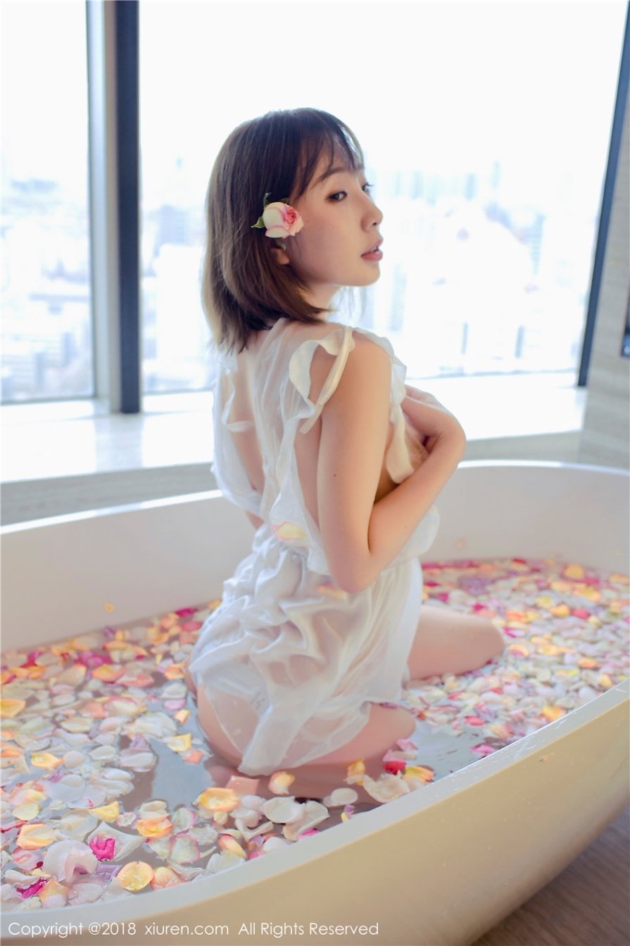 西西人体模特枝恩浴室透视装花瓣浴私拍图片(第31页)