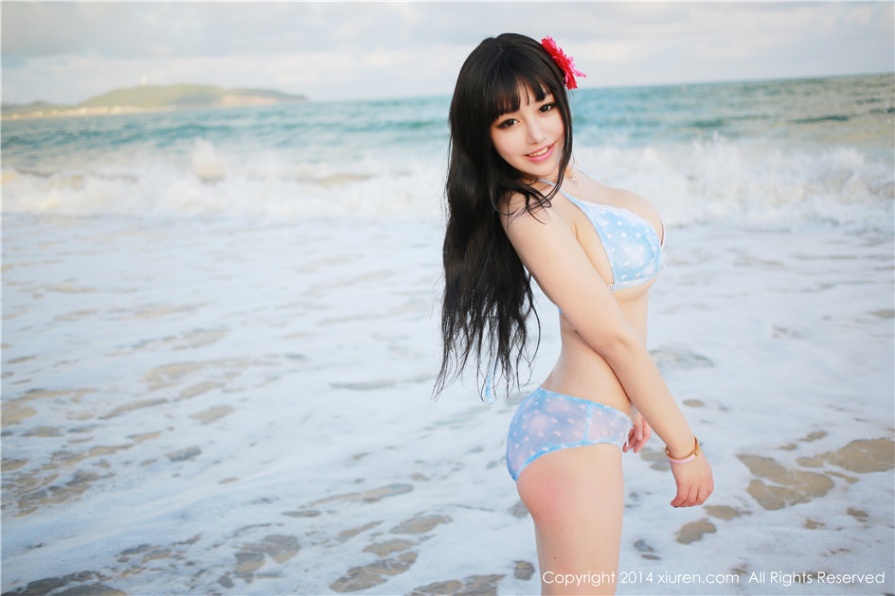 极品巨乳美女Barbie可儿海边大胆人体艺术写真图片(第46页)