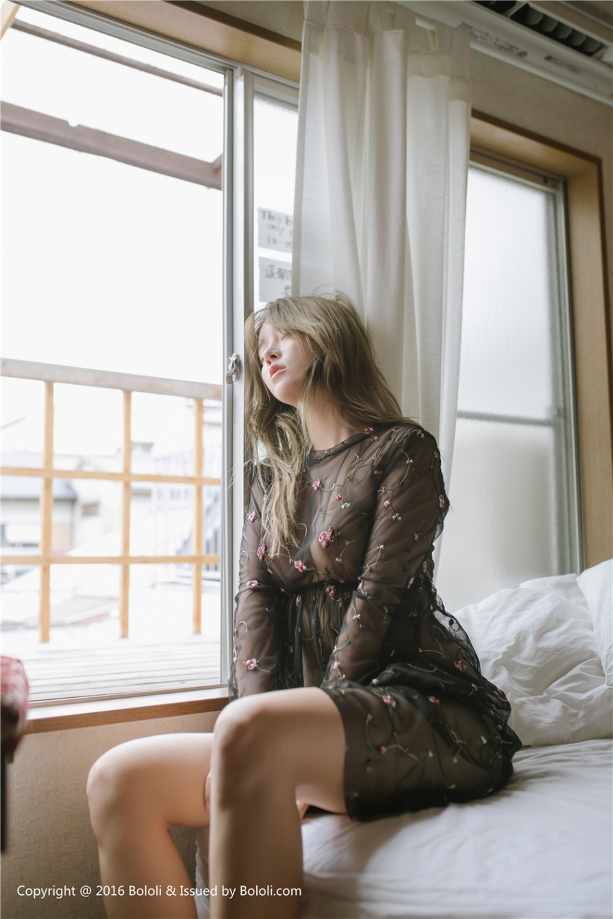 气质美女王雨纯性感真空透视装大胆人体艺术写真(第23页)
