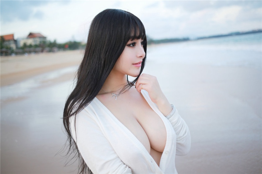 极品巨乳美女可儿海边大胆人体艺术写真图片(第41页)