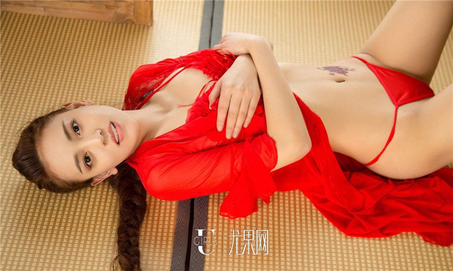 清纯美女郭梓彤真丝情趣睡衣大胆人体艺术照片(第31页)
