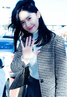 少女时代林允儿旅游外拍照片