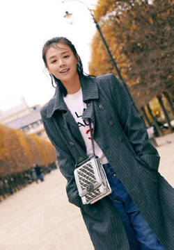 马思纯巴黎秋冬街拍图片