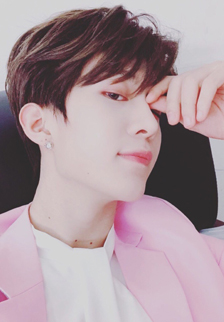 明星范丞丞可爱高清图片