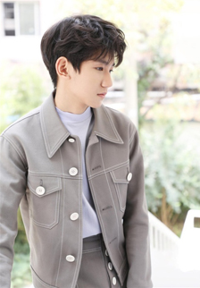 王源图片最萌街拍