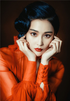 张馨予穿透视装的性感写真