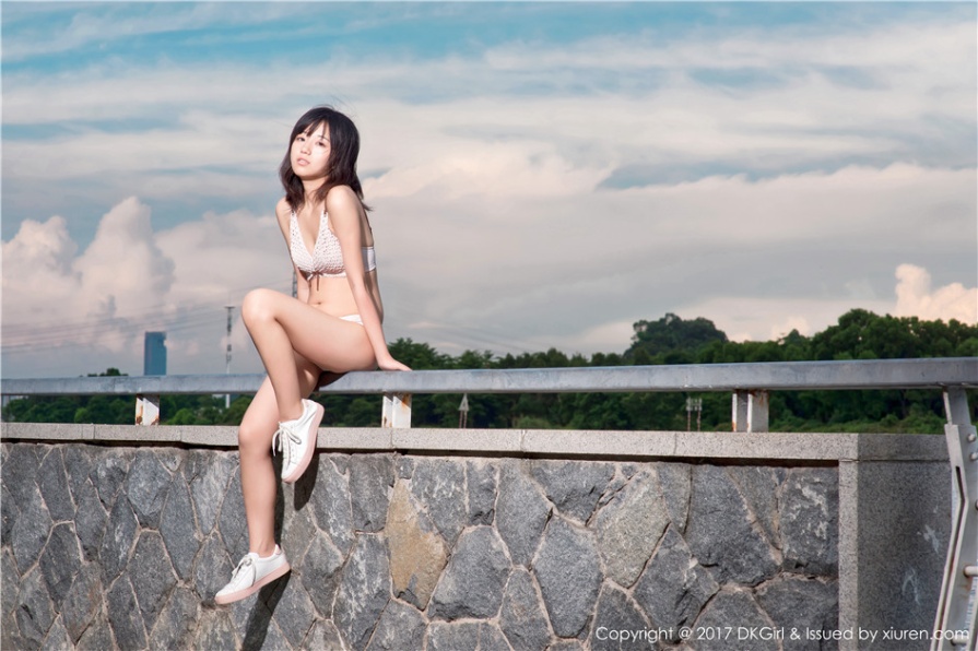 日本甜美女生仓井优香外景高清人体艺术照片(第15页)