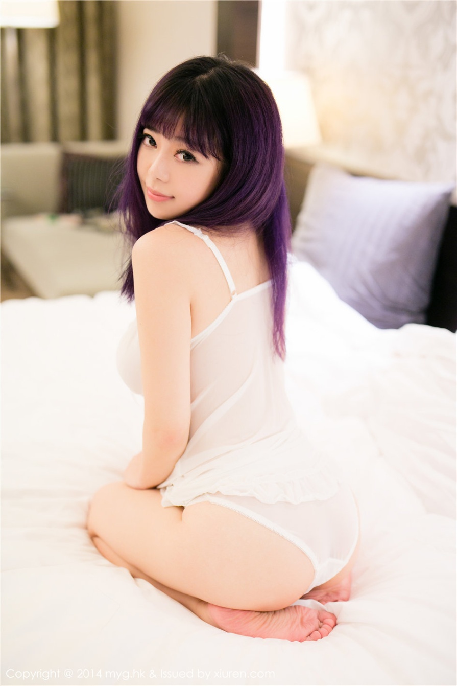 顶级身材美女刘飞儿Faye户外白嫩翘臀人体艺术写真(第18页)