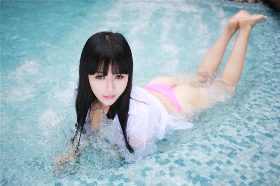 极品巨乳美女八宝湿身诱惑大胆人体艺术照(第42页)