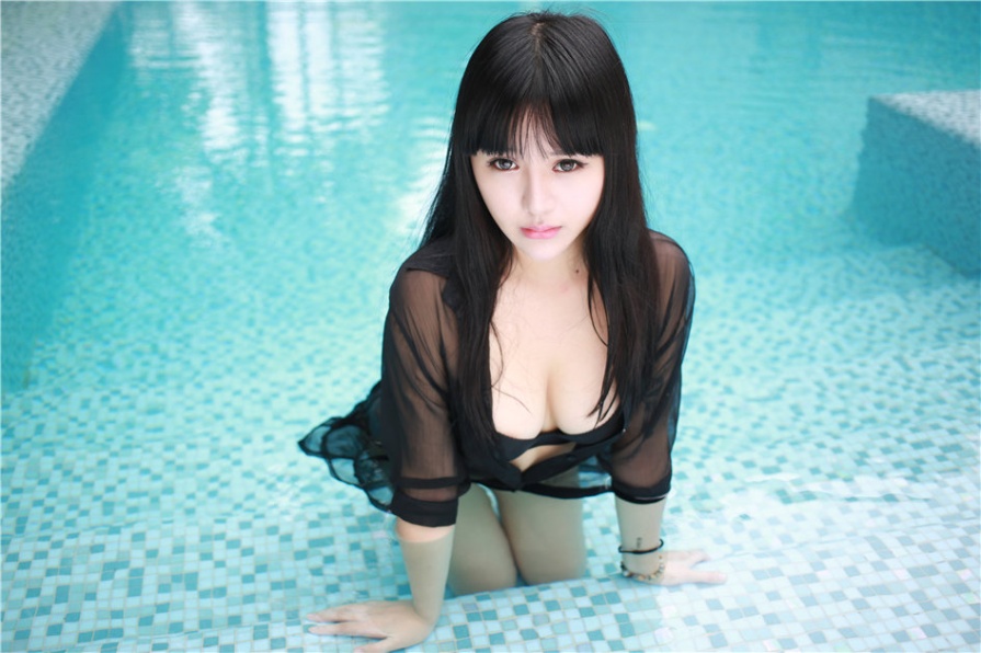 极品巨乳美女八宝湿身诱惑大胆人体艺术照(第45页)