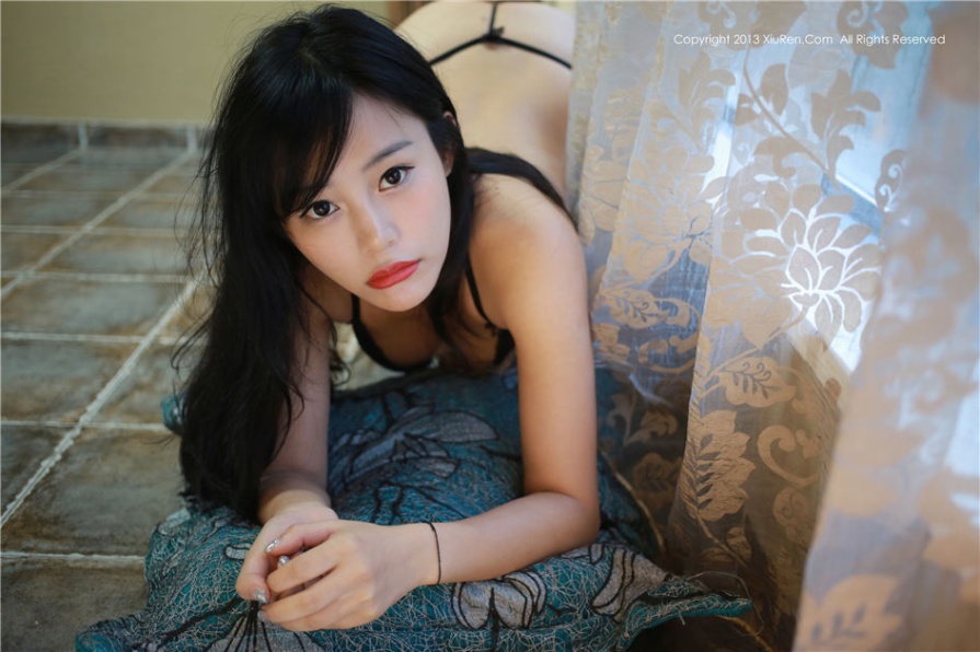 妖艳美女易欣情趣透视装大胆人体艺术照(第37页)