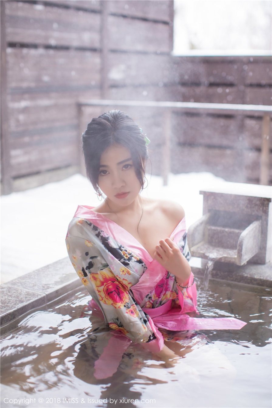 中国美女许诺Sabrina日本旅拍蕾丝情趣内衣人体艺术写真(第10页)