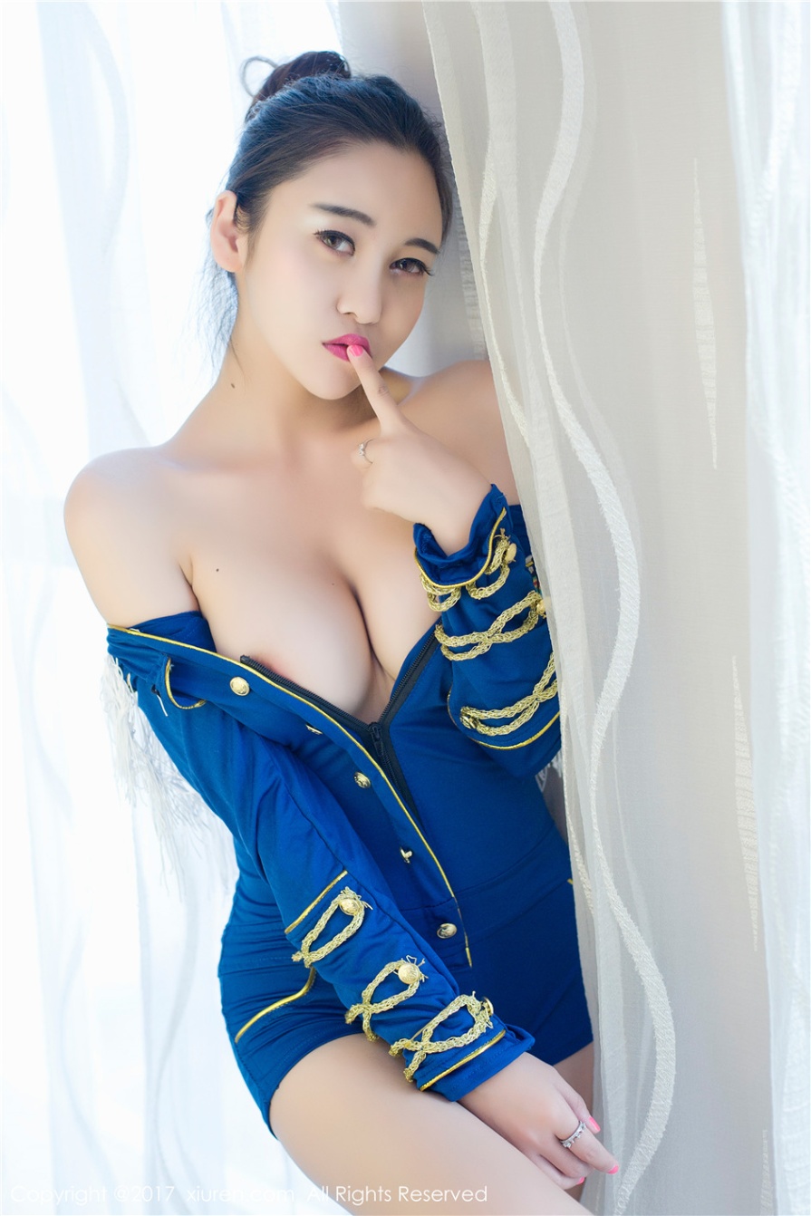 巨乳美女李梓熙空姐制服真空大胆人体艺术照(第11页)