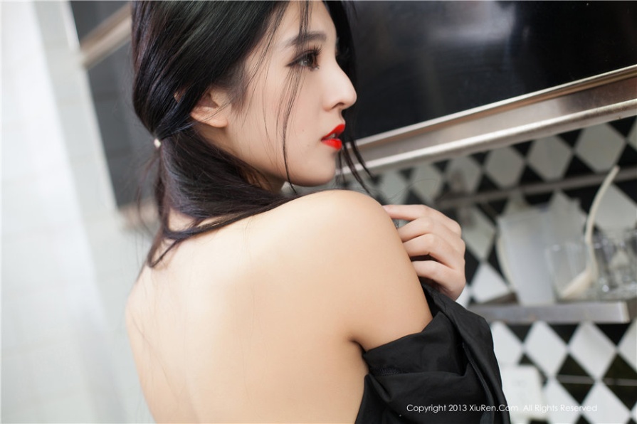 惊艳美女模特陈大榕女仆装大胆人体艺术照(第90页)