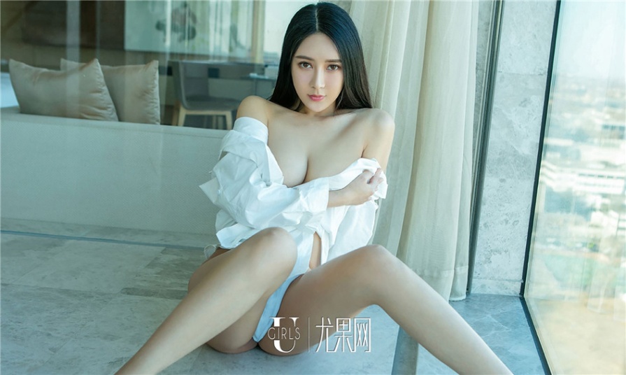 巨乳美女赫丽室内透视装大胆人体艺术照(第12页)
