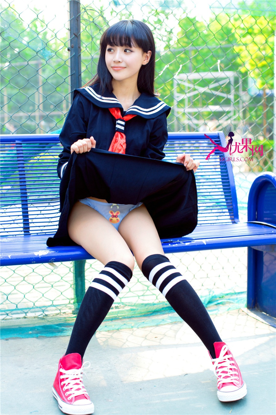 00后嫩模美女COCO雪白粉嫩美臀诱惑大胆人体艺术写真(第31页)