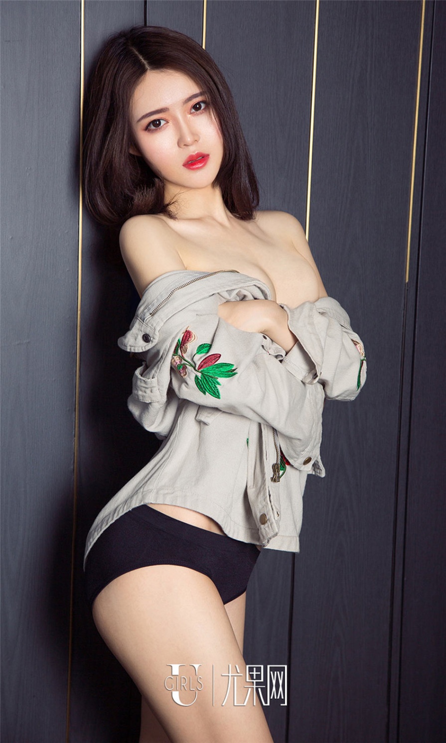西西人体模特梦琪室内真空巨乳诱惑写真图片(第20页)