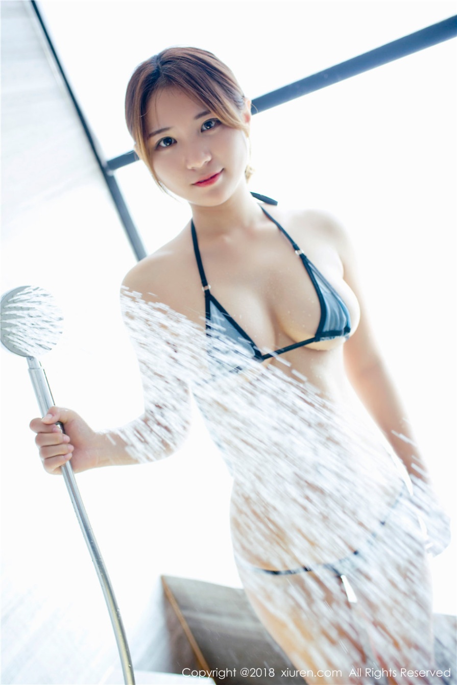 西西人体模特久久Aimee超小号比基尼湿身诱惑写真(第39页)