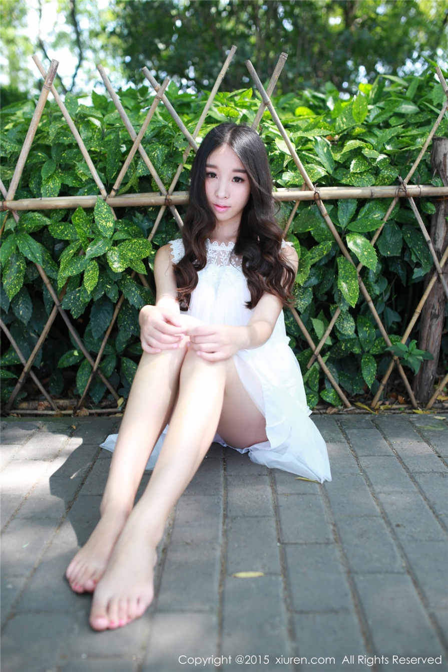 气质美女梓萱Crystal户外性感内衣大胆人体艺术写真图片(第4页)