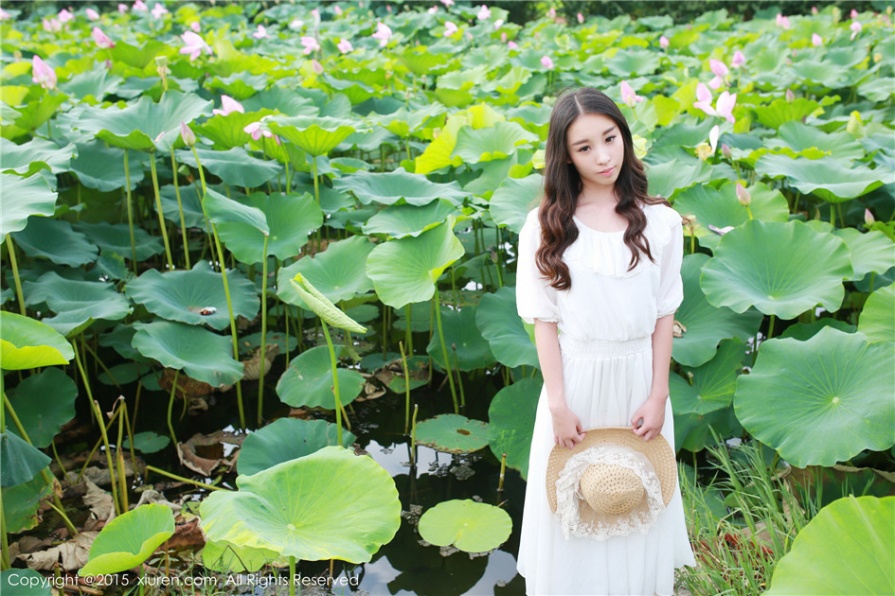 气质美女梓萱Crystal户外性感内衣大胆人体艺术写真图片(第30页)