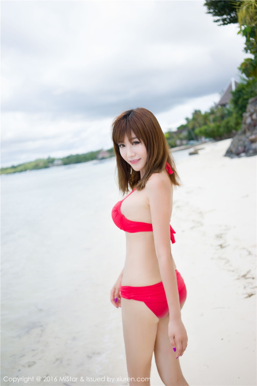 顶级人体模特美女程小烦不烦性感比基尼雪白乳沟诱惑写真图片(第41页)