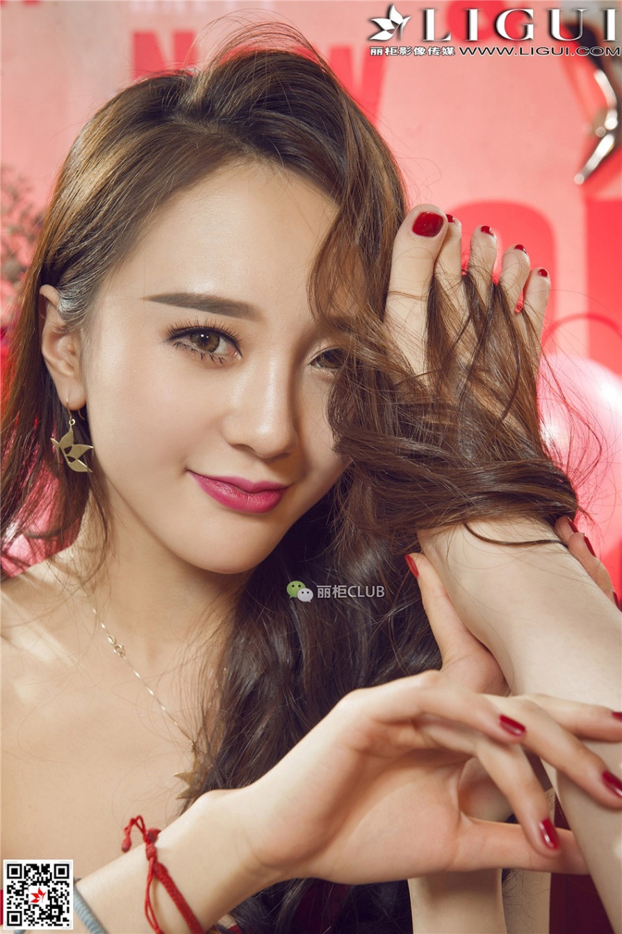 顶级人体模特美女桃子&amp;Vicky丝袜玉足写真照片(第92页)