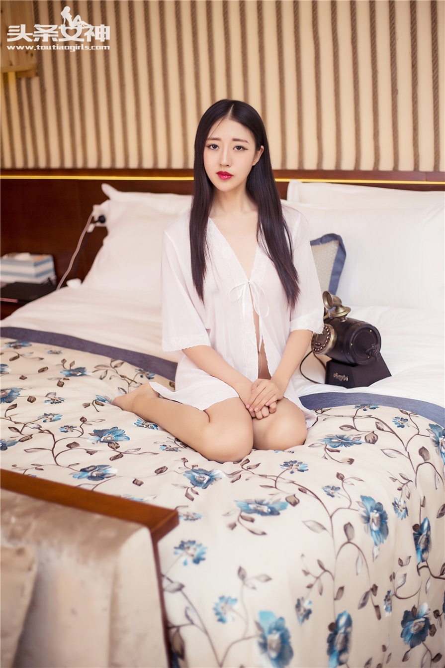 气质美女Baby-王竹白色透明睡衣大胆人体艺术写真图片(第2页)