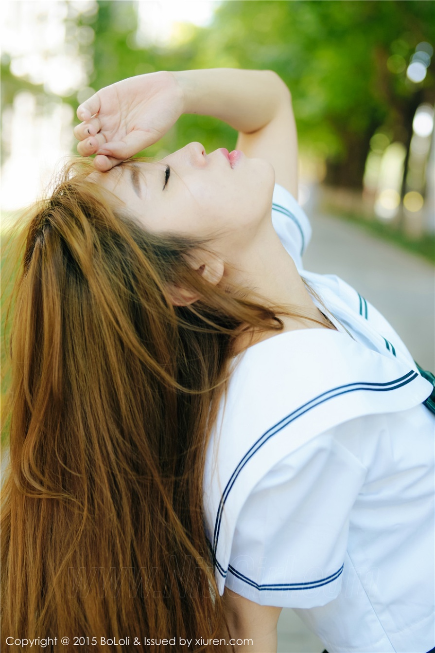 JK制服美女王语纯室内撩裙极品肥臀诱惑人体私拍照片(第57页)