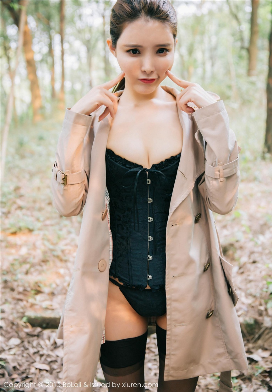 顶级人体模特美女夏小秋秋秋户外雪白美乳诱惑写真图片(第37页)