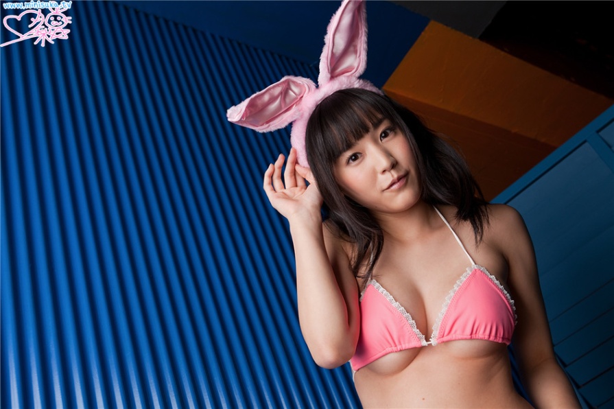 日本女优浜田由梨室内爆乳人体私拍图片(第169页)
