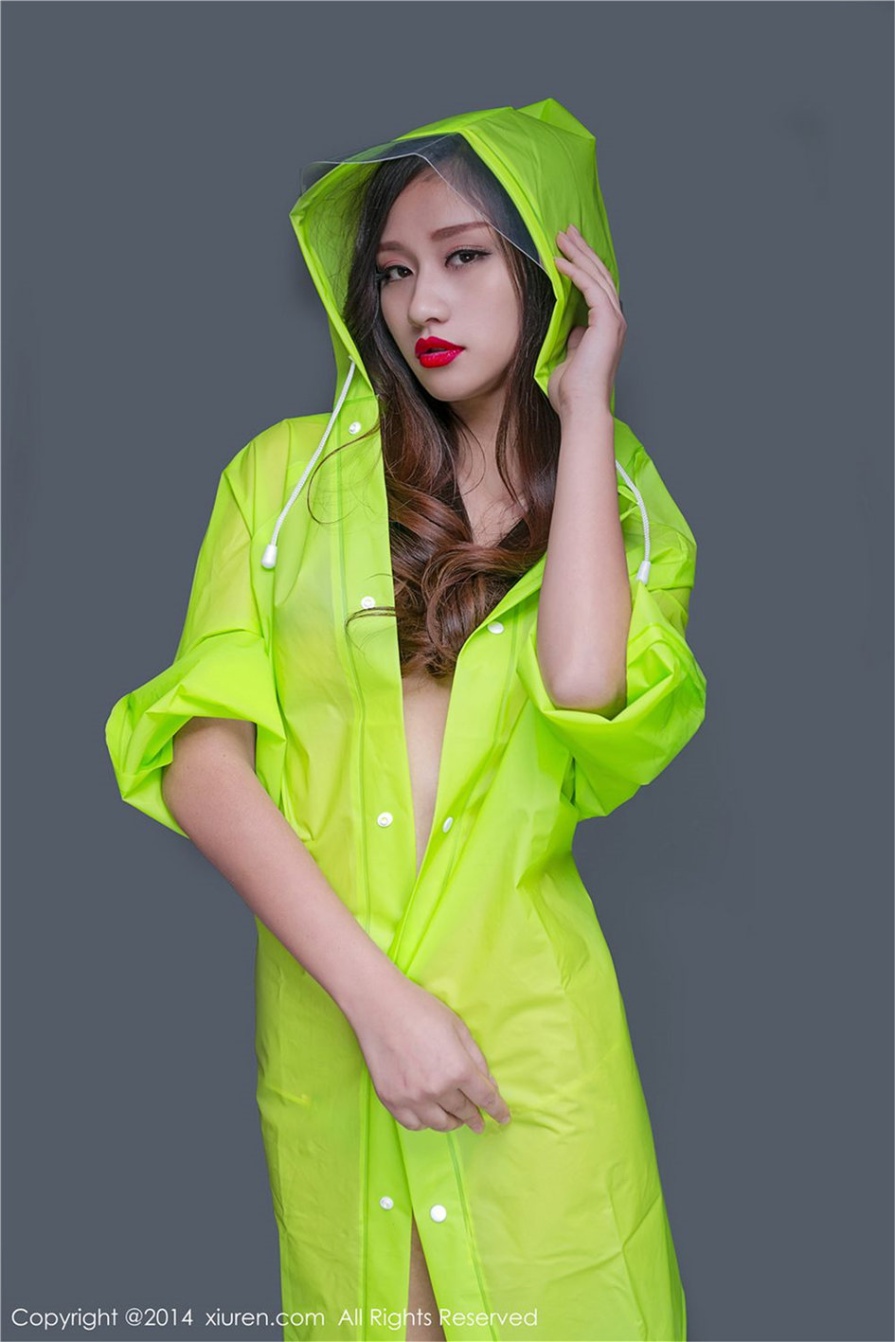 雨衣美女史雨姐姐真空无内巨乳诱惑大胆人体艺术写真照片(第27页)