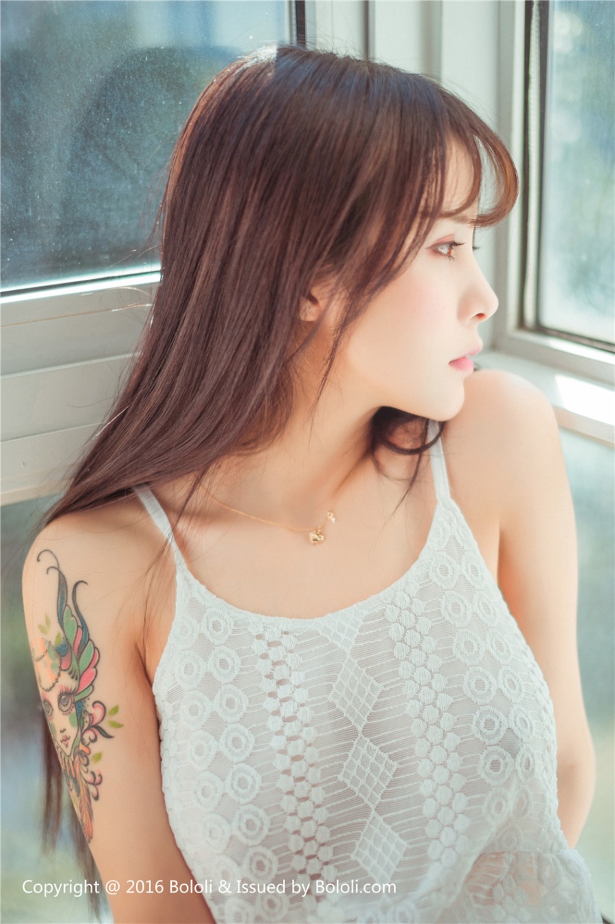 童颜巨乳美女夏美酱透视装真空大胆人体艺术写真图片(第42页)